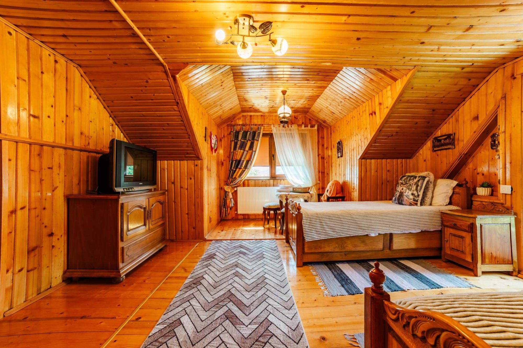 Villa Casa Poiana Soarelui Braşov Esterno foto