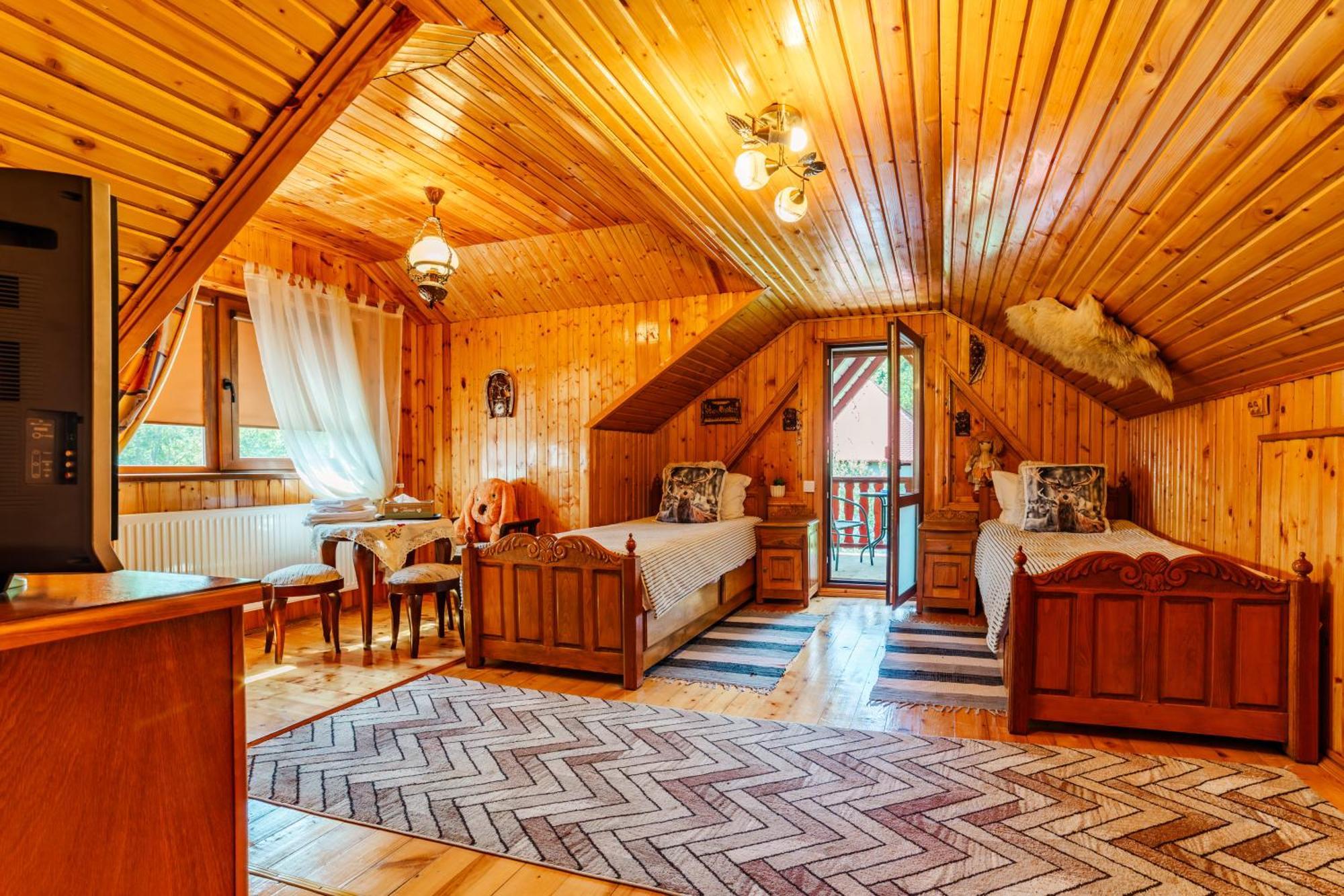 Villa Casa Poiana Soarelui Braşov Esterno foto