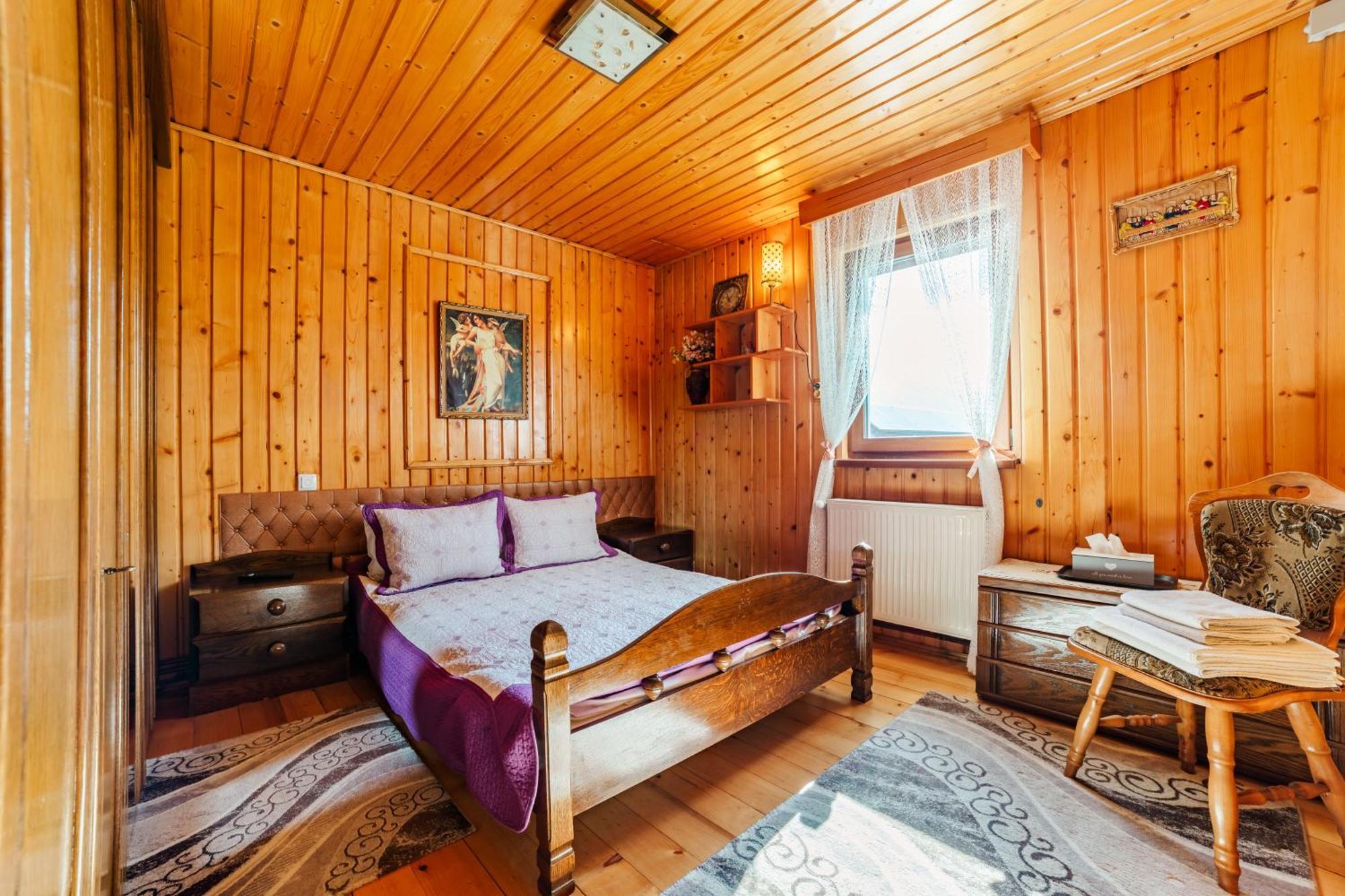 Villa Casa Poiana Soarelui Braşov Esterno foto